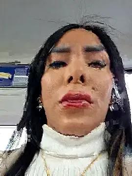 Doll_Loren from StripChat