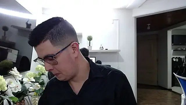 dylan_santiago_ from StripChat