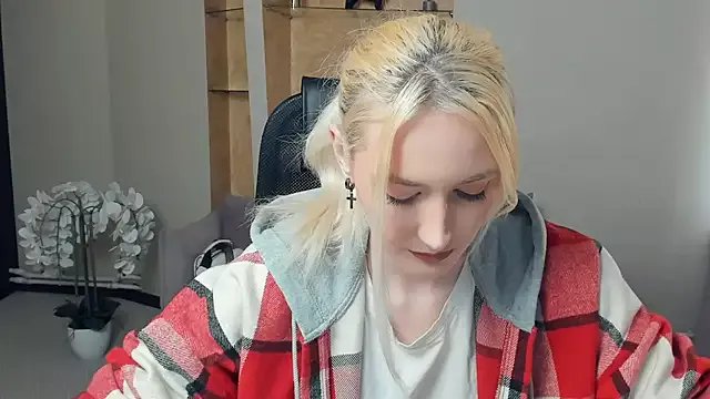 EasterBlink from StripChat