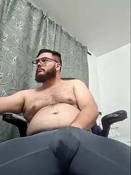 Edmund98 from StripChat