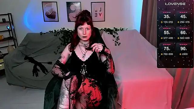 Effie_mirelll from StripChat