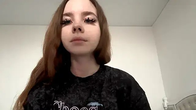 EhtelBiondi on StripChat 