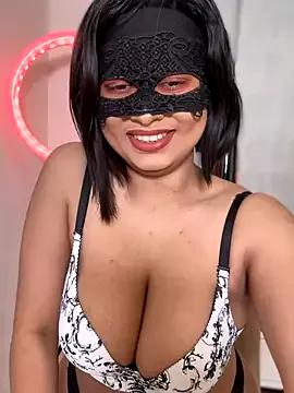 Eleena_AND_Tyler from StripChat is Freechat