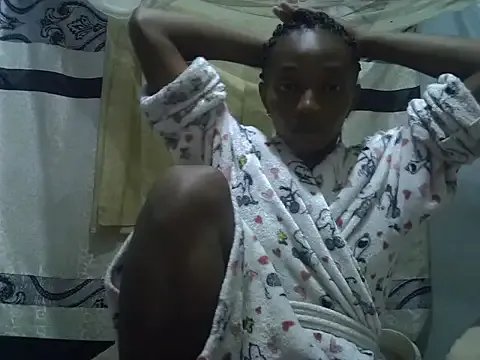 ElianeHot from StripChat