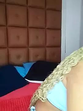 ELLA_KELLY from StripChat