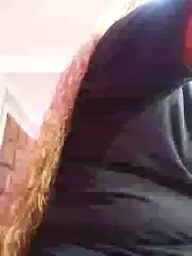 ELLA_KELLY from StripChat