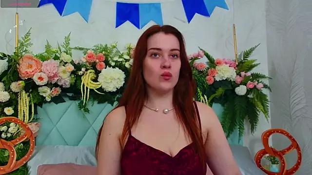 EllieGarson from StripChat
