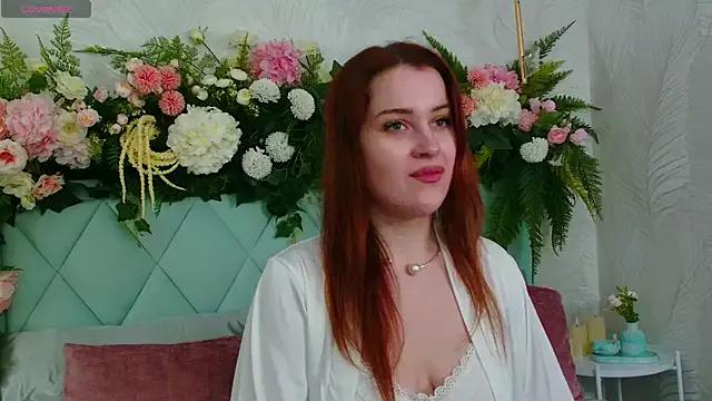 EllieGarson from StripChat