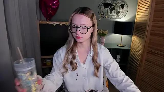 Elliupp from StripChat