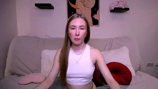 EllyColins from StripChat