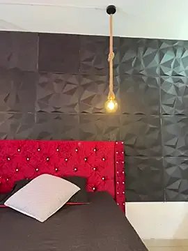 Ema_azel from StripChat