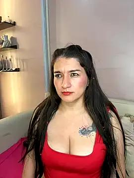 Emelyross_ from StripChat