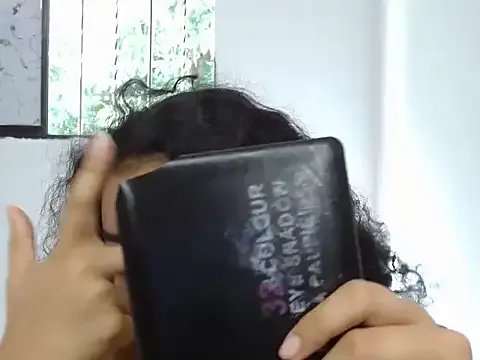 emily_stars1 from StripChat