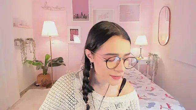 emma_soul1 on StripChat 