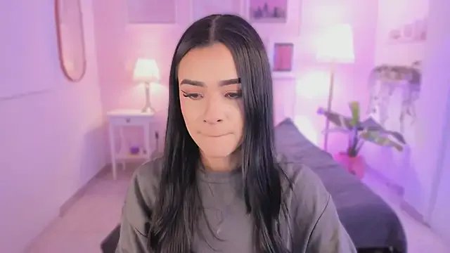 emma_soul1 on StripChat 