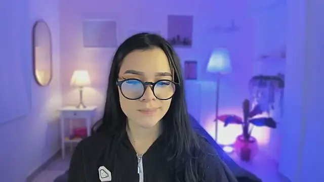 emma_soul1 on StripChat 