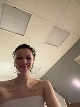 EmmaStarkk from StripChat