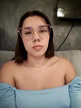 EmmaSulivan from StripChat