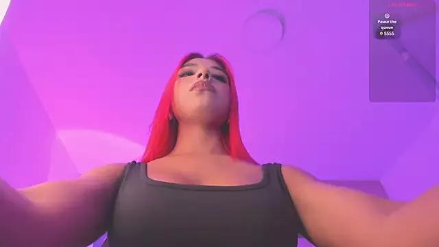 Emmily_Savage from StripChat