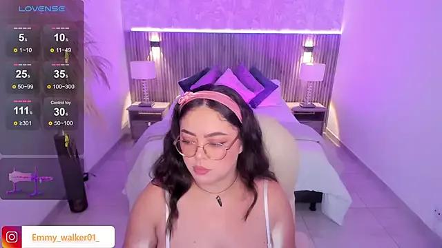 Emmy_walker from StripChat