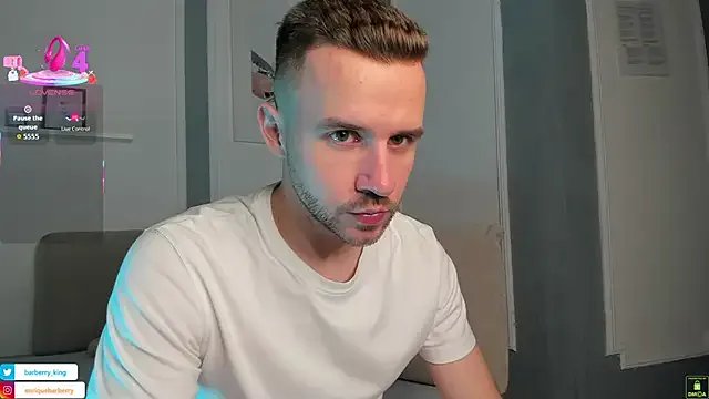 EnriqueBarberry from StripChat