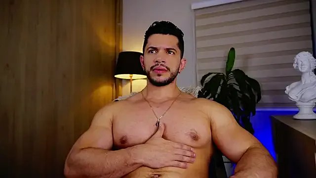 Erick_Thompsonx from StripChat