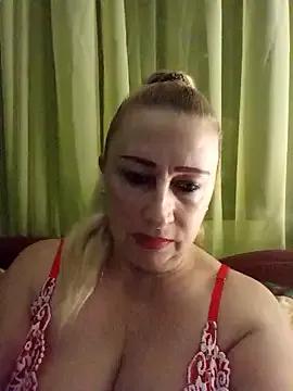 Esenia505 from StripChat