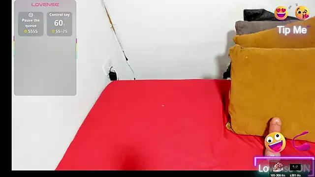 Esmeraldaladys from StripChat