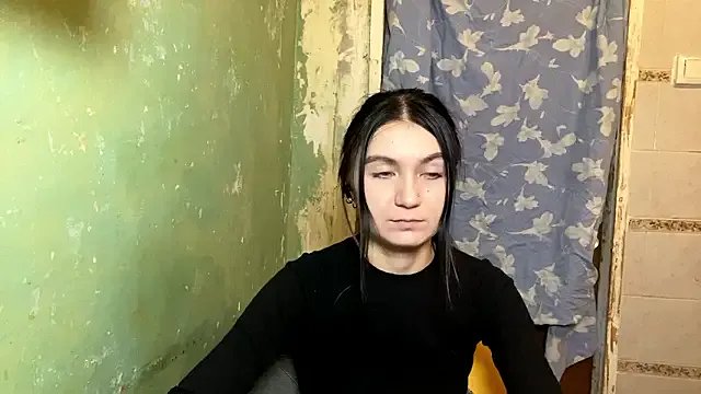 EstherKiester from StripChat