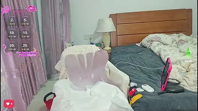 eulallA from StripChat