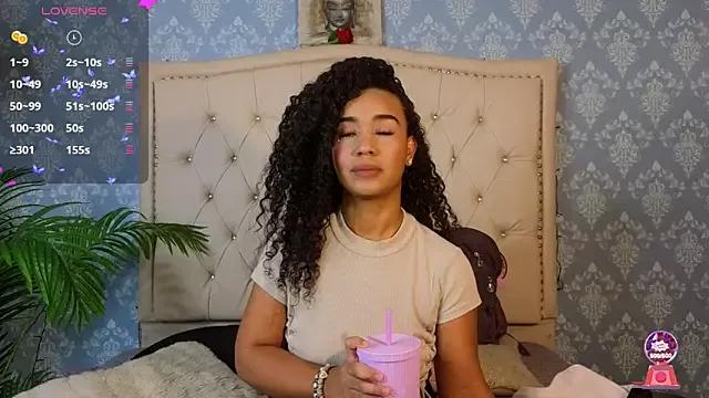 evafoxs from StripChat