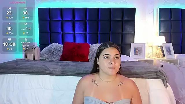 EVELIN_MASON from StripChat