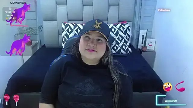 evelin_zaens from StripChat