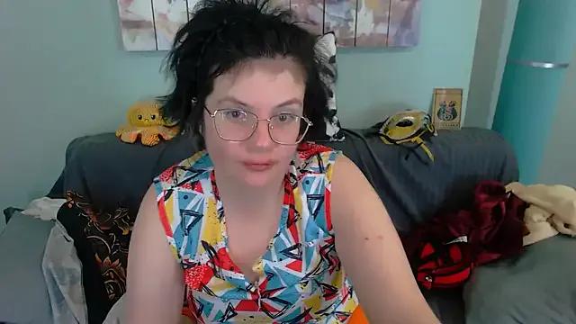 EverlyRays from StripChat