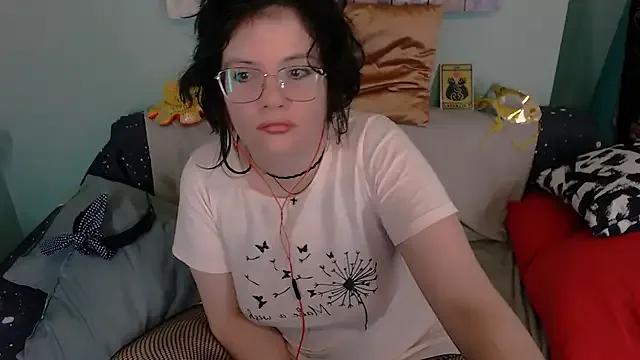 EverlyRays from StripChat