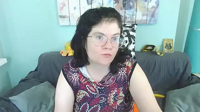 EverlyRays from StripChat