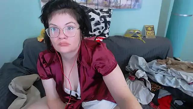 EverlyRays from StripChat