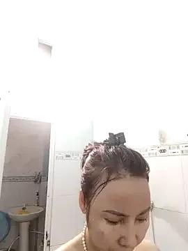Naked Room famryta 