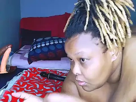 fatafricanqueen from StripChat