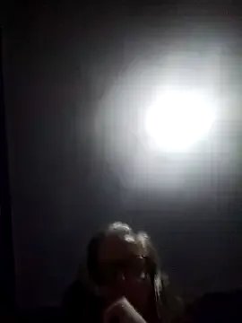 Feelineducentre on StripChat 