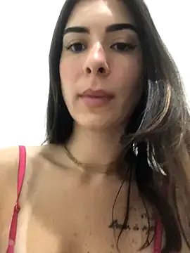 fer-nanda from StripChat