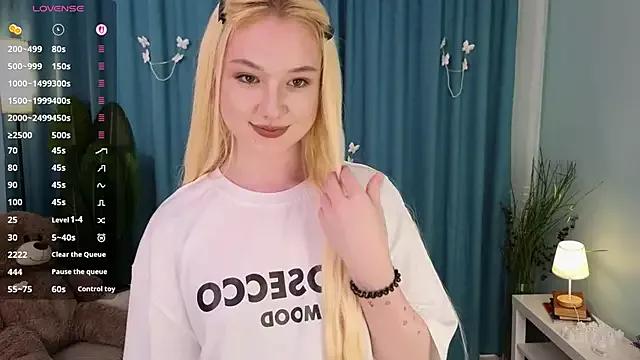 Naked Room Flirty_lee 