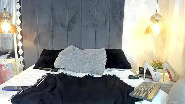 Foxx__Tatto_ from StripChat