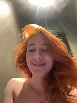 Naked Room Foxy_Heart 