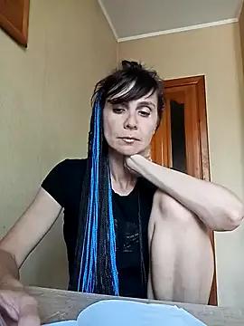 Francenia_lolis from StripChat