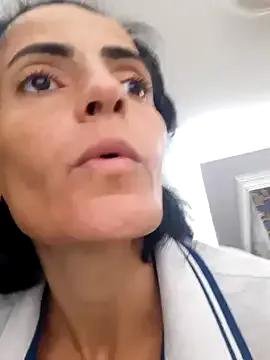 Gecenin_Kralicesi from StripChat