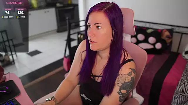 Naked Room gennyrock 