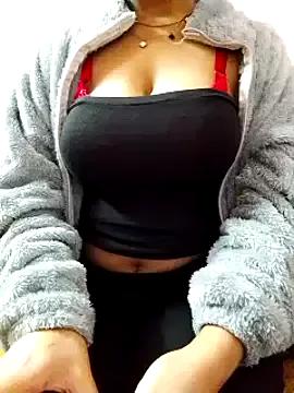 Naked Room Ghazal_Arab21 