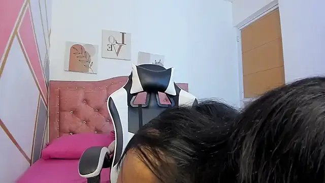 GiaCutee from StripChat