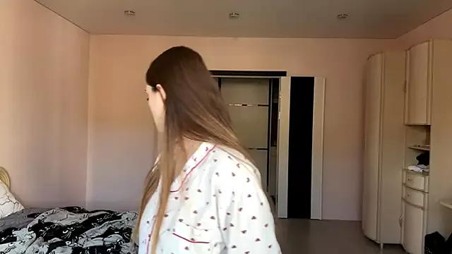 GilySuper from StripChat